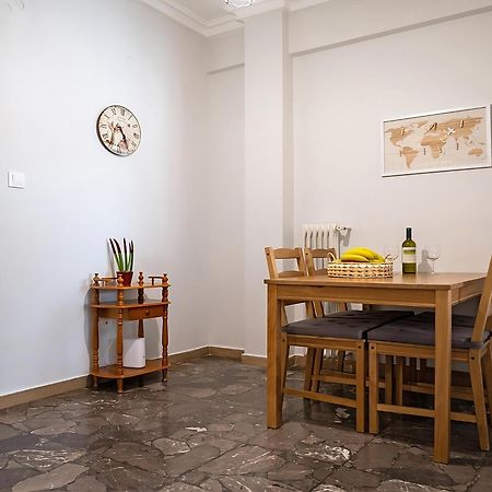 Entire Apt, 3Rd Floor, 1 Bedroom Атина Екстериор снимка