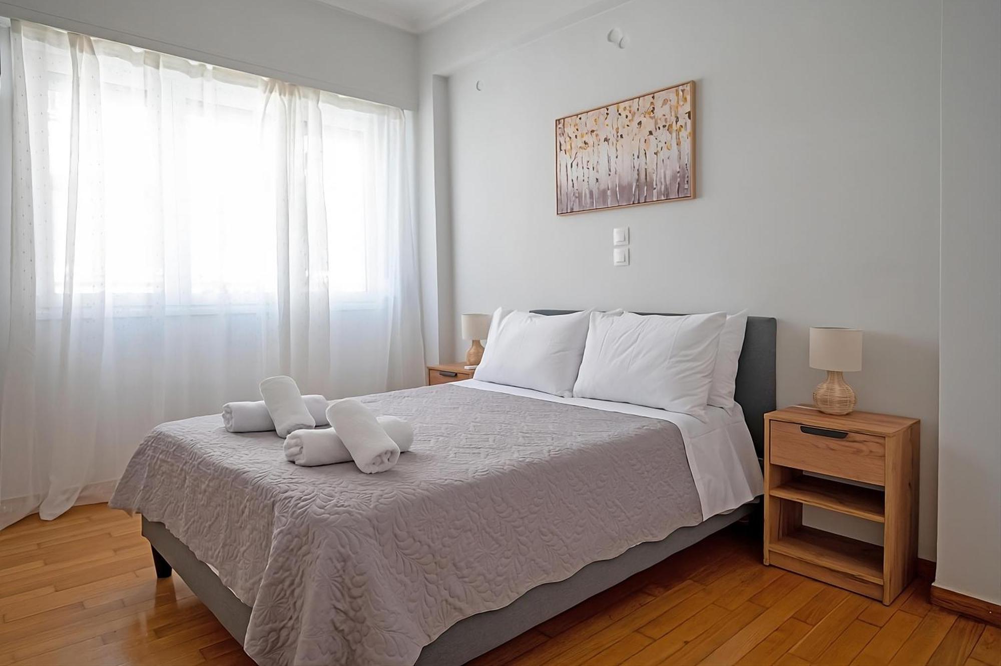 Entire Apt, 3Rd Floor, 1 Bedroom Атина Екстериор снимка